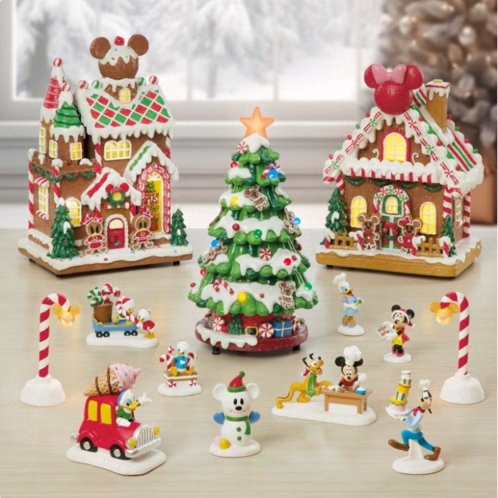 Disney Gingerbread Christmas Village Set 12 Piece Holiday Decor 2026 NEW